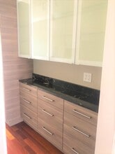 145 Englewood Ave in Boston, MA - Foto de edificio - Building Photo