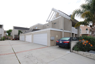 16682 Sims St in Huntington Beach, CA - Building Photo - Building Photo