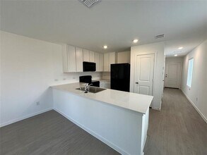 833 Sandhill Sandhill Ln in Princeton, TX - Building Photo - Building Photo