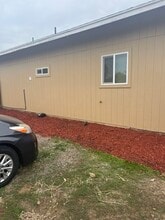9024 CA-99 in Los Molinos, CA - Foto de edificio - Building Photo