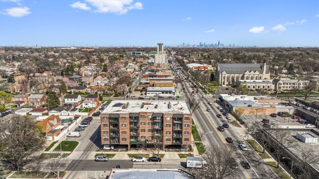 1601 N 76th Ct in Elmwood Park, IL - Building Photo - Building Photo