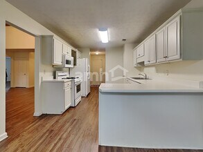 1831 Green Oak Cir in Lawrenceville, GA - Building Photo - Building Photo