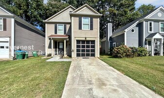 6387 E Windsor Ln in Norcross, GA - Building Photo