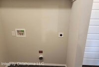 11608 NW 95th St photo'