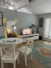 200 Spring Rd in Georgina, ON - Building Photo - Building Photo