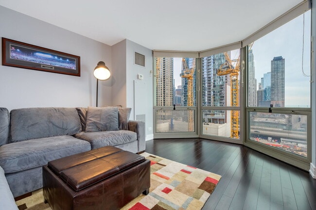 195 N Harbor Dr in Chicago, IL - Building Photo - Building Photo