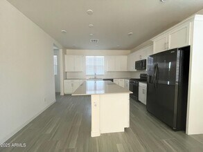 710 N Bay Dr in Gilbert, AZ - Building Photo - Building Photo