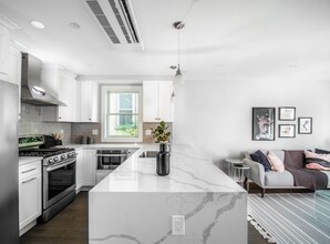58 Byron St, Unit 1 in Boston, MA - Building Photo - Building Photo