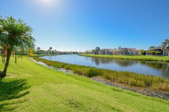 351 NW Shoreview Dr in Port St. Lucie, FL - Building Photo - Building Photo