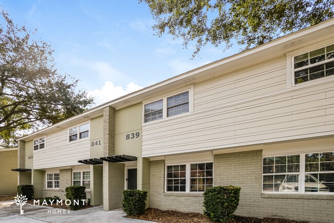 839 Von Kolnitz Rd in Mount Pleasant, SC - Building Photo - Building Photo