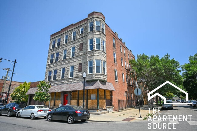 3119 S Morgan St, Unit 2N in Chicago, IL - Foto de edificio - Building Photo