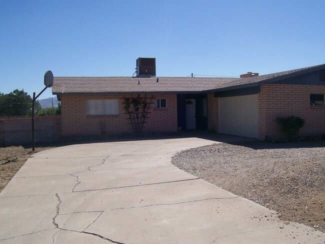 property at 3706 Martingale Dr