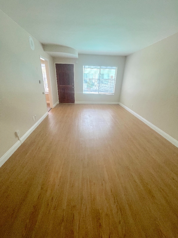 2115 Placentia Ave in Costa Mesa, CA - Building Photo - Building Photo