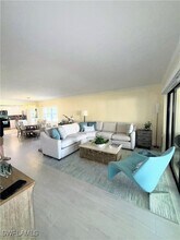 1071 8th St S in Naples, FL - Building Photo - Building Photo
