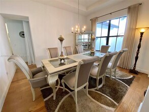 3172 NW 82nd Way in Pembroke Pines, FL - Building Photo - Building Photo