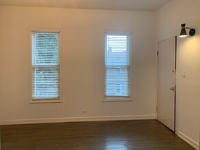 1401 N Oakley Blvd in Chicago, IL - Building Photo - Building Photo