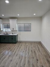1134 N Isabel St in Glendale, CA - Building Photo - Building Photo