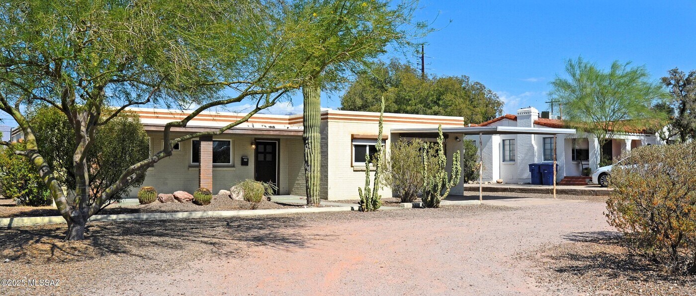 917 E Edison St in Tucson, AZ - Building Photo