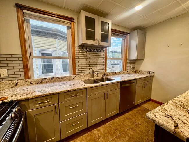 372 Prospect St, Unit 3 in Cambridge, MA - Building Photo - Building Photo