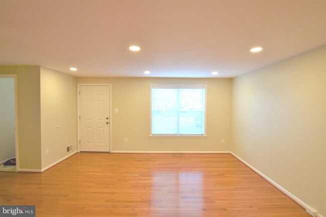 property at 6605 Briarleigh Way