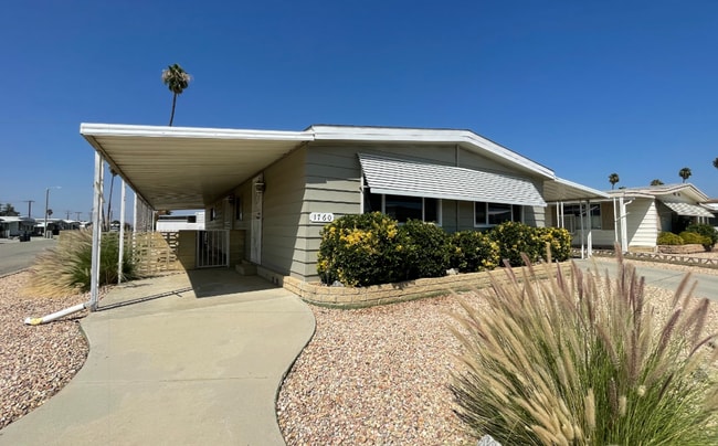 1760 Santo Domingo Way in Hemet, CA - Building Photo - Building Photo
