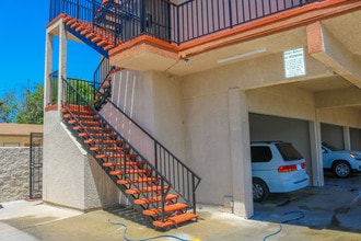 Asford Apartments in Inglewood, CA - Building Photo - Other