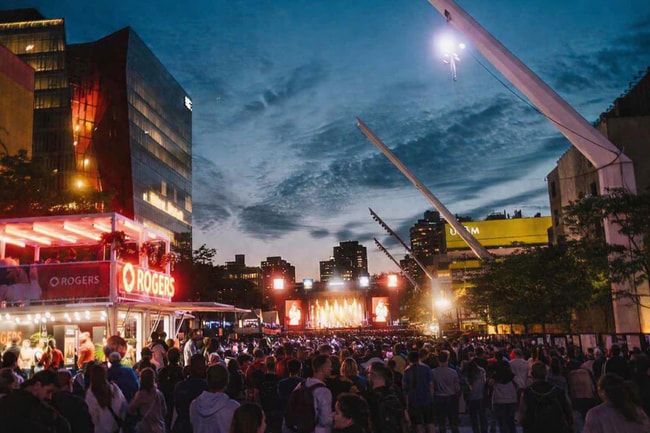 property at 1200 Saint-Alexandre Rue