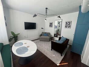 1038 Ashland St in Houston, TX - Building Photo - Building Photo