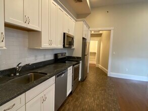 9 Mt Vernon St in Winchester, MA - Building Photo - Building Photo