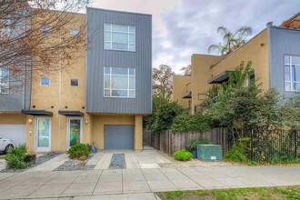 1412 C St in Sacramento, CA - Building Photo - Building Photo