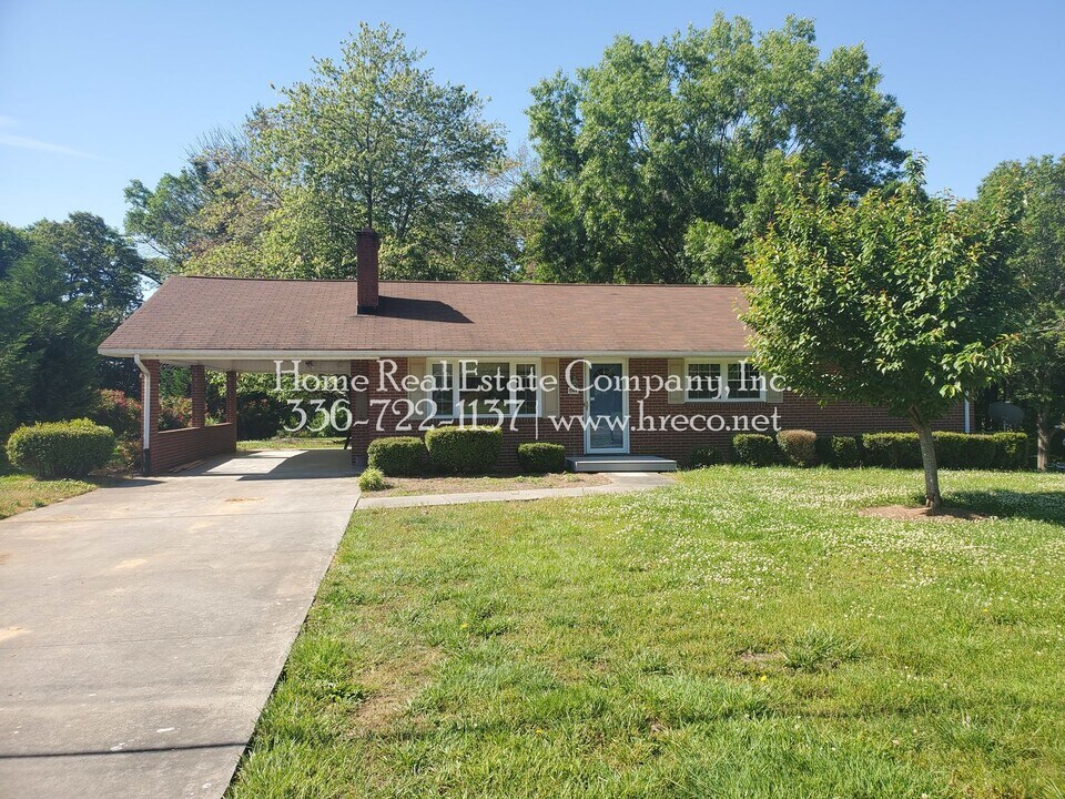 644 Motor Rd in Winston-Salem, NC - Building Photo