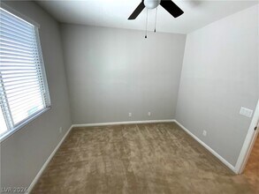 9726 Canyon Landing Ave in Las Vegas, NV - Building Photo - Building Photo