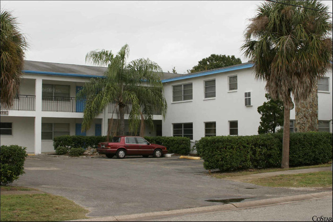 3480 33rd Ave N in St. Petersburg, FL - Building Photo - Building Photo