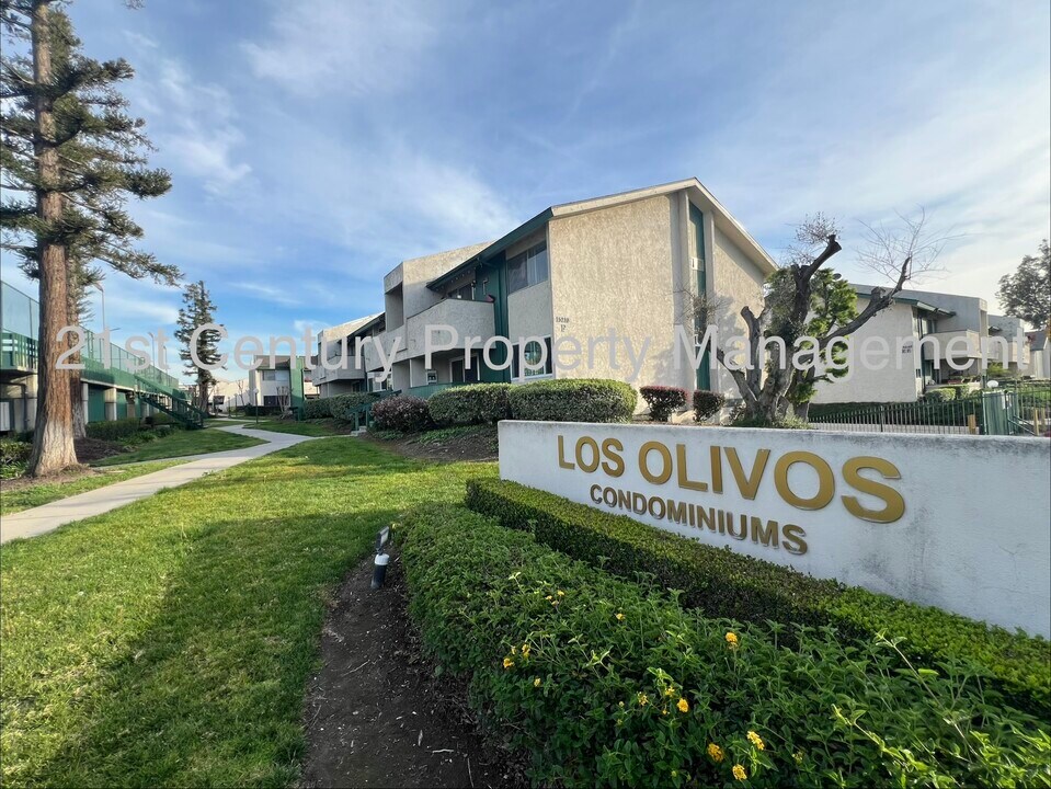 15224 Ocaso Ave in La Mirada, CA - Building Photo