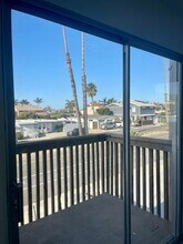 2175 Pierpont Blvd in Ventura, CA - Building Photo - Building Photo