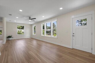 1602 Carruthers St in Tallahassee, FL - Building Photo - Building Photo