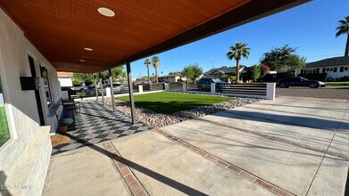 222 E Southgate Ave in Phoenix, AZ - Building Photo - Building Photo