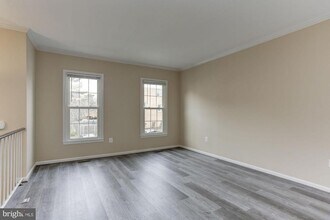 10107 Galsworthy Pl in Bethesda, MD - Building Photo - Building Photo