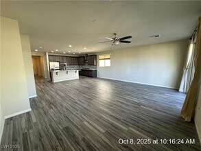 3058 Echoed Rondel Ln in Henderson, NV - Building Photo - Building Photo