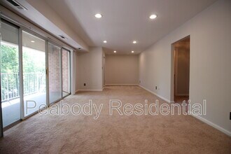 2833 Kalmia Lee Ct in Falls Church, VA - Building Photo - Building Photo