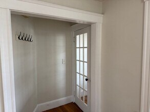 28 Maple St in Milton, MA - Building Photo - Building Photo