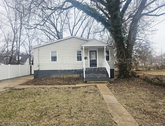 property at 126 Madison Ave