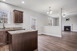 201 Phillips Ridge Ln in Goldsboro, NC - Building Photo - Building Photo