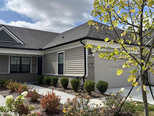 10457 Pickerel Lk Dr