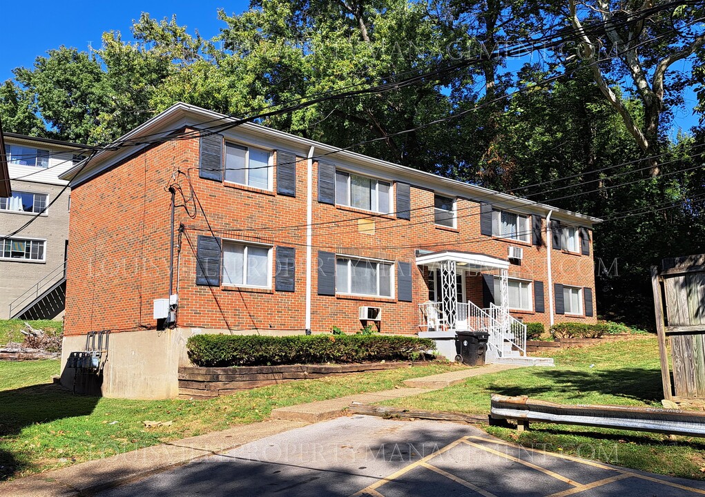 2425 Lindsay Ave, Unit 1 in Louisville, KY - Building Photo