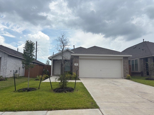 property at 3017 Pensacola Dr