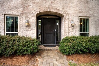 14602 Oak Bend Dr in Houston, TX - Building Photo - Building Photo