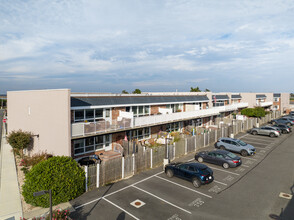 Towne House at Lido Beach in Lido Beach, NY - Building Photo - Building Photo