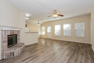 6366 Twilight Cir in Fort Worth, TX - Building Photo - Building Photo