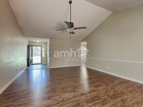 502 Hunters Way in Lexington, NC - Foto de edificio - Building Photo